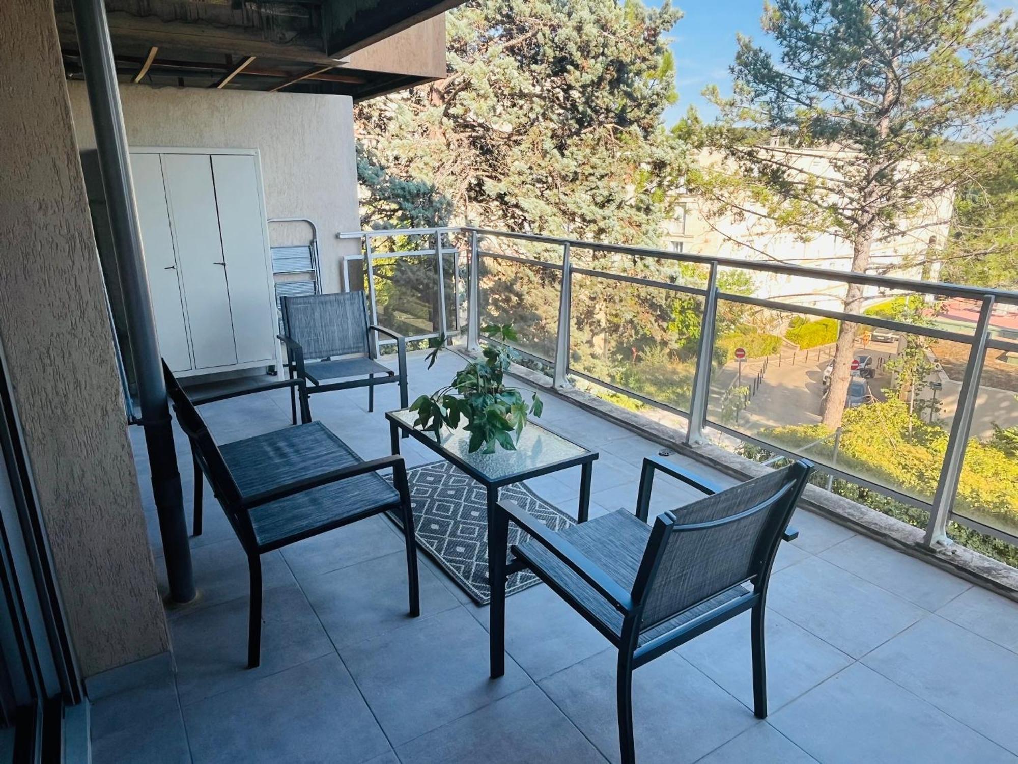 Le Petit Aixois - Parking Apartment *